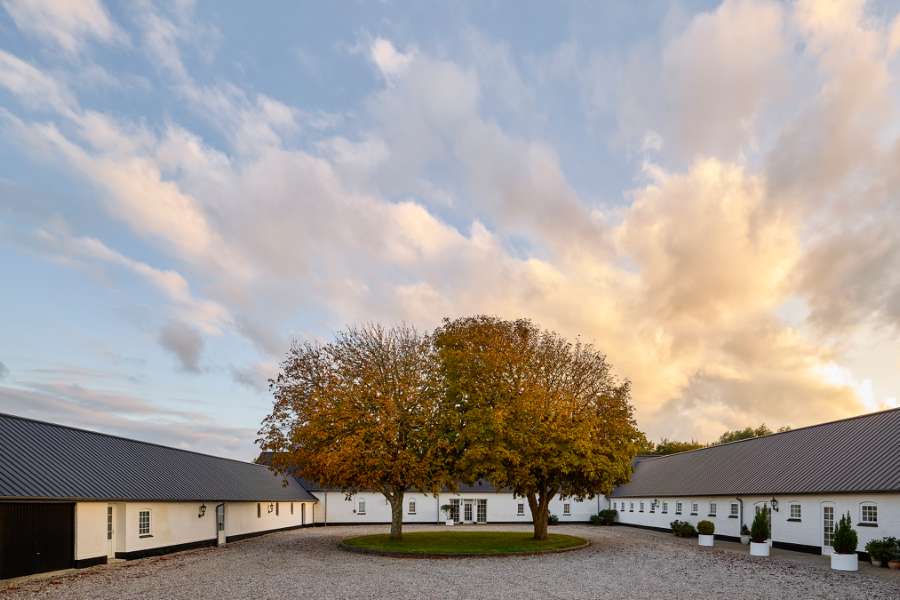 Stål og sjæl mødes på Egholm Vestergaard, Egholm Vestergaard, Egholm 57, 9000 Aalborg